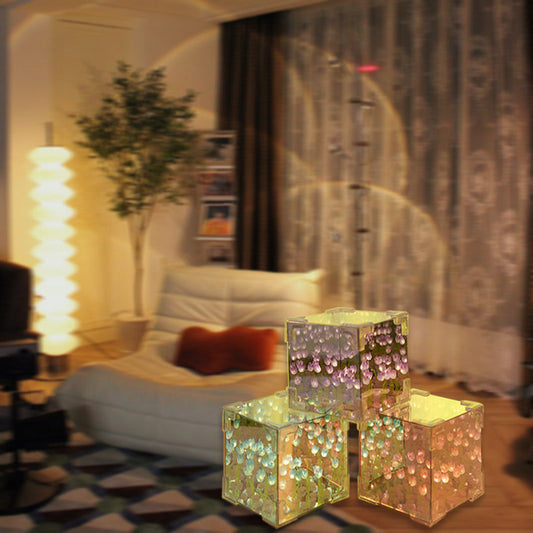 🎁🎄Magic Cube – DIY Tulip Mirror Lamp