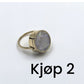 💄 2-i-1 Unisex Ring med Skjult Rom – Oppbevar Piller eller Lipgloss Diskret & Stilig! ✨ Rustfritt Stål & Elegant Akrylinnlegg – Perfekt for Hverdag, Reiser & Nødsituasjoner.