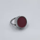 💄 2-i-1 Unisex Ring med Skjult Rom – Oppbevar Piller eller Lipgloss Diskret & Stilig! ✨ Rustfritt Stål & Elegant Akrylinnlegg – Perfekt for Hverdag, Reiser & Nødsituasjoner.