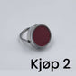 💄 2-i-1 Unisex Ring med Skjult Rom – Oppbevar Piller eller Lipgloss Diskret & Stilig! ✨ Rustfritt Stål & Elegant Akrylinnlegg – Perfekt for Hverdag, Reiser & Nødsituasjoner.