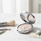 Løvepreget shimmer-highlighter-palett